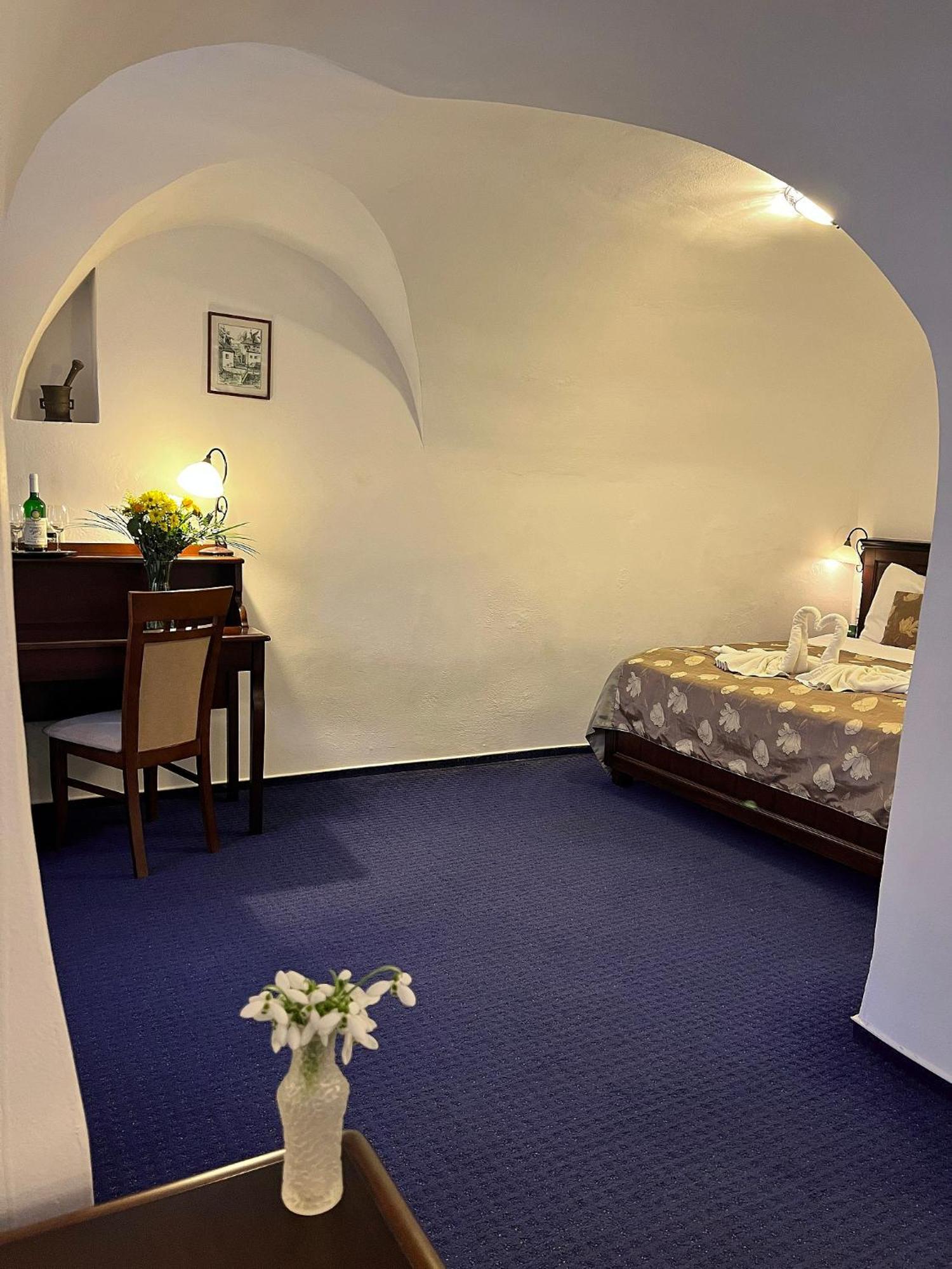 Hotel Joseph 1699 Třebíč Kültér fotó