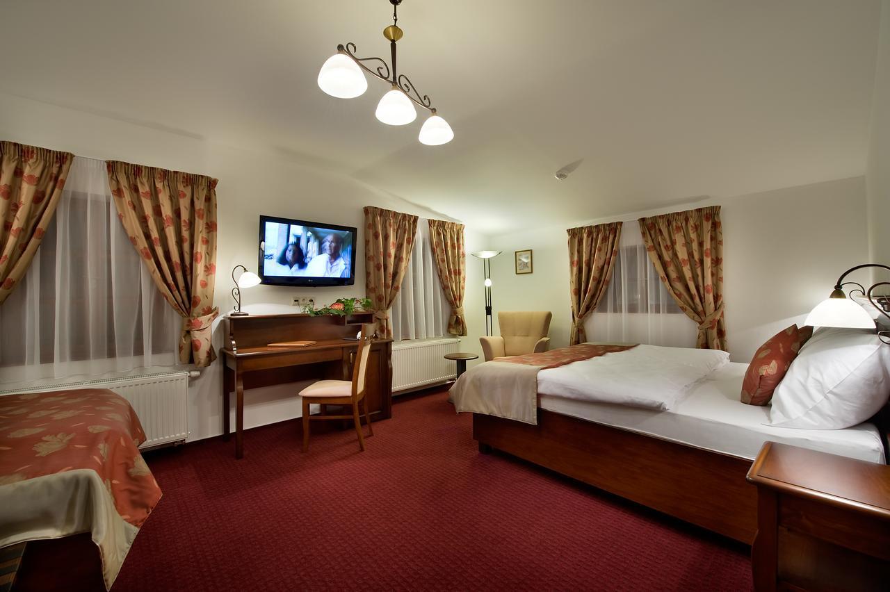 Hotel Joseph 1699 Třebíč Kültér fotó